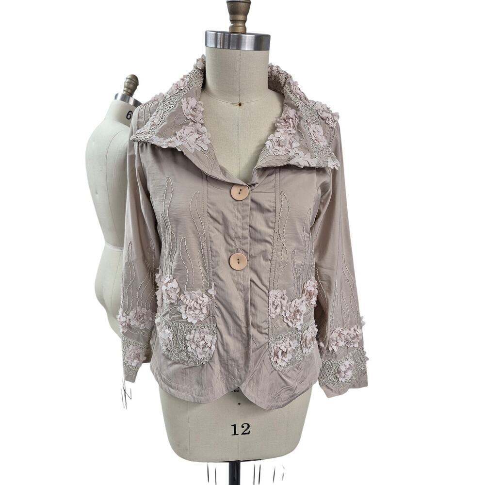Vtg Damee Inc 3D Beige on Beige Embroidered Flowers Jacket Sz L  Art to Wear